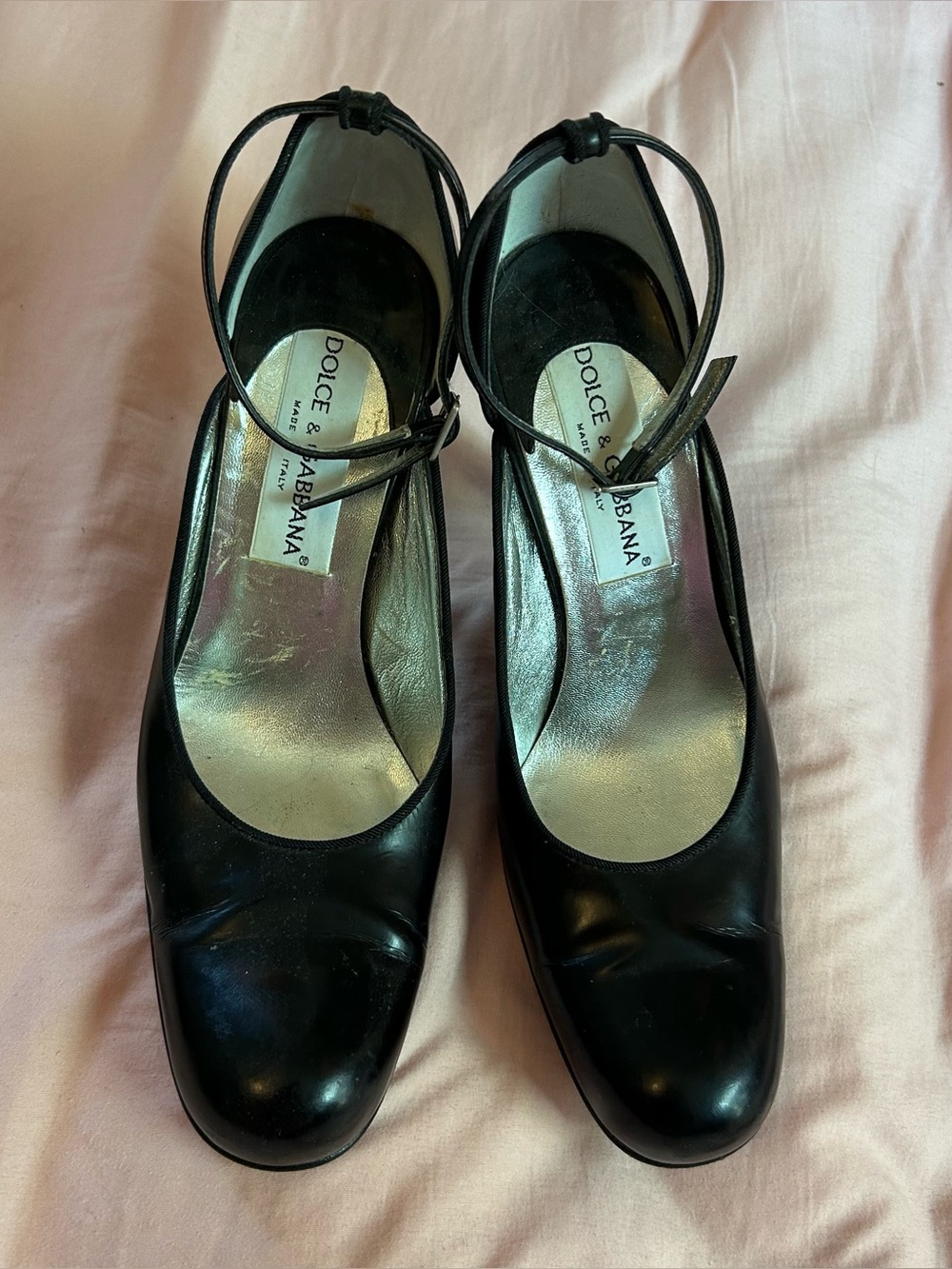 Vintage Y2K Dolce & Gabbana leather pumps